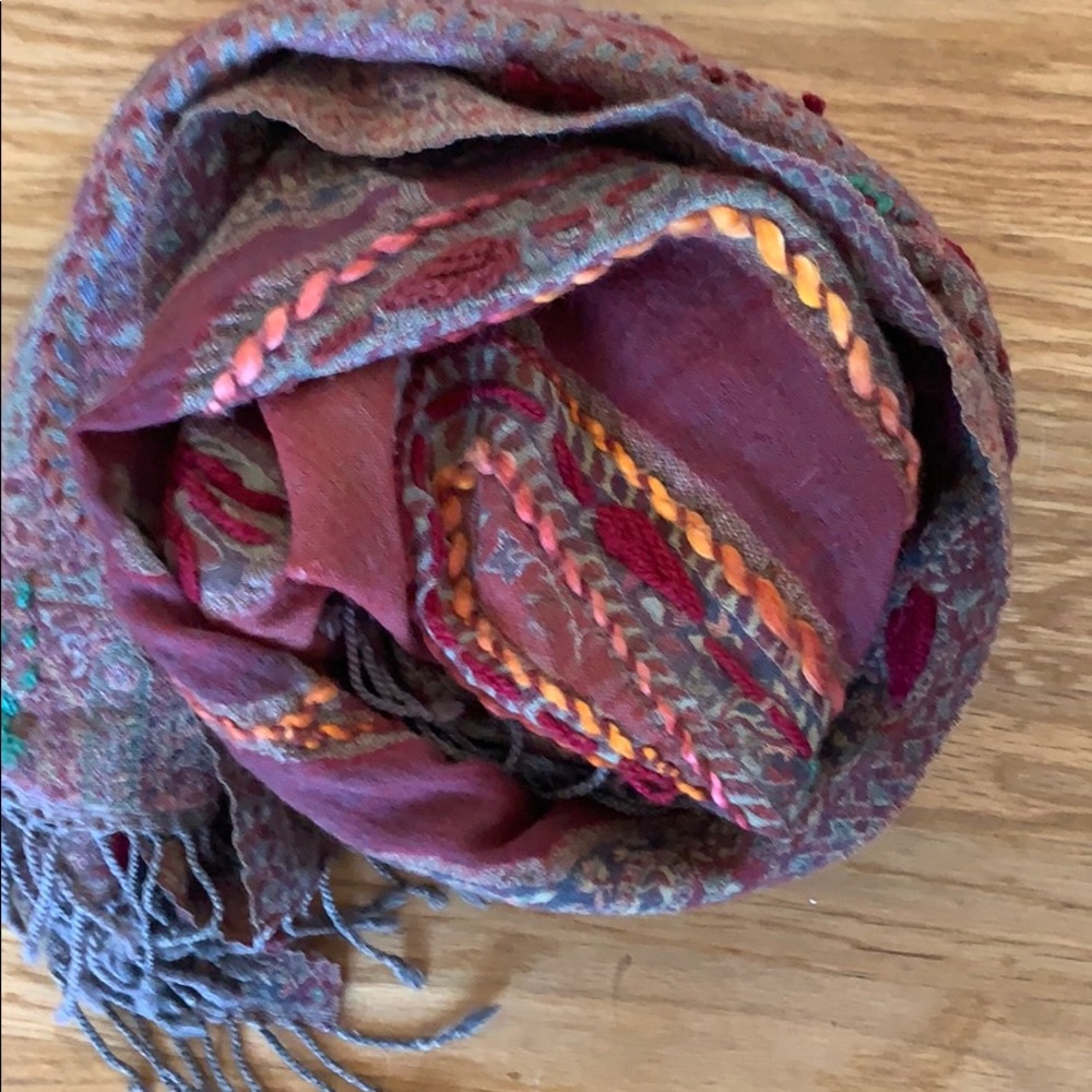 Boho detailed scarf